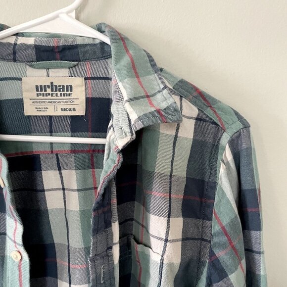 Urban Pipeline green blue white button down cotton shirt medium top comfortable - Picture 2 of 5